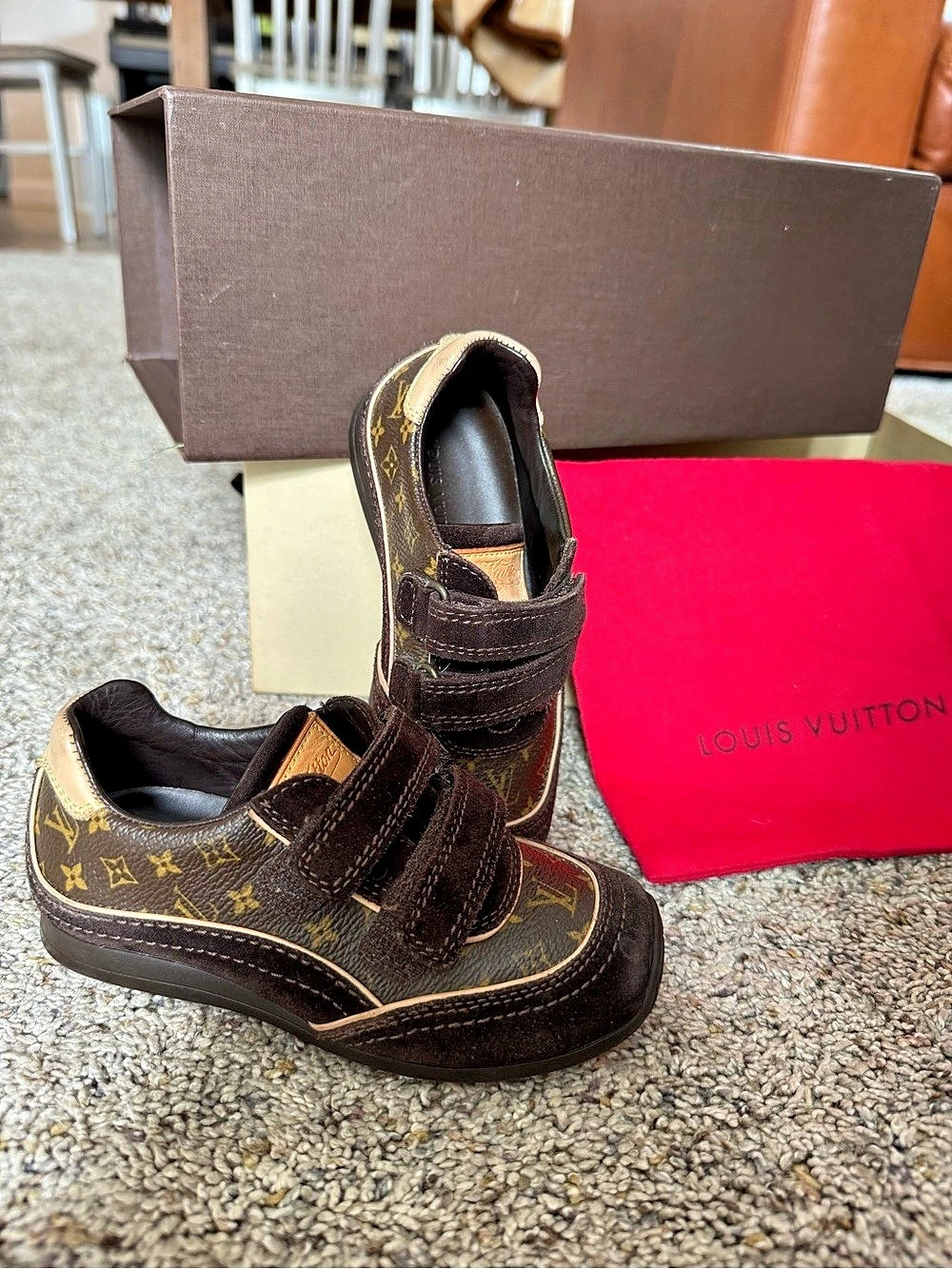 Louis Vuitton Kids Sneakers Brown & Gold EU 24